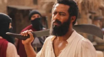 بين الخيول والقتالات والأسلحة.. محمد رمضان يشارك صورًا جديدة وكواليس من “أسد”