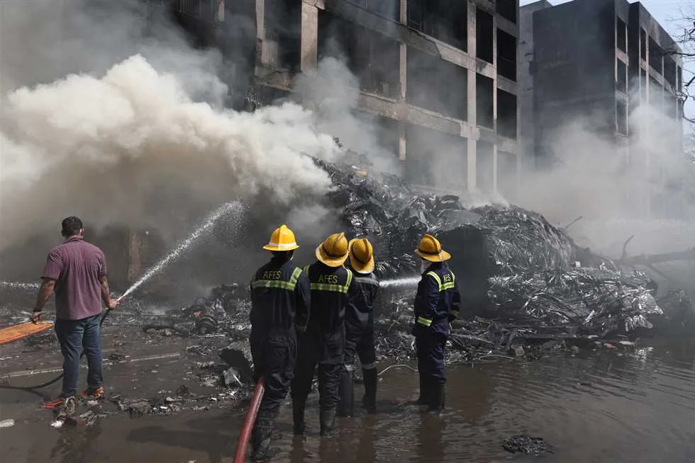 بينهم رضيعان و11 طفلاً.. تفاصيل عن الجنسيات والأعمار لركاب الطائرة الهندية المتضررة بينهم رضيعان و11 طفلاً.. تفاصيل عن الجنسيات والأعمار لركاب الطائرة الهندية المتضررة