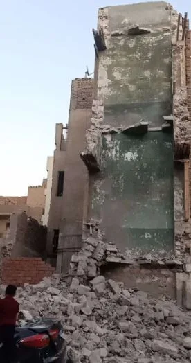 محافظ المنيا يطلب اتخاذ إجراءات عاجلة بشأن انهيار جزئي لعقار في شارع الحسيني بمدينة المنيا محافظ المنيا يطلب اتخاذ إجراءات عاجلة بشأن انهيار جزئي لعقار في شارع الحسيني بمدينة المنيا
