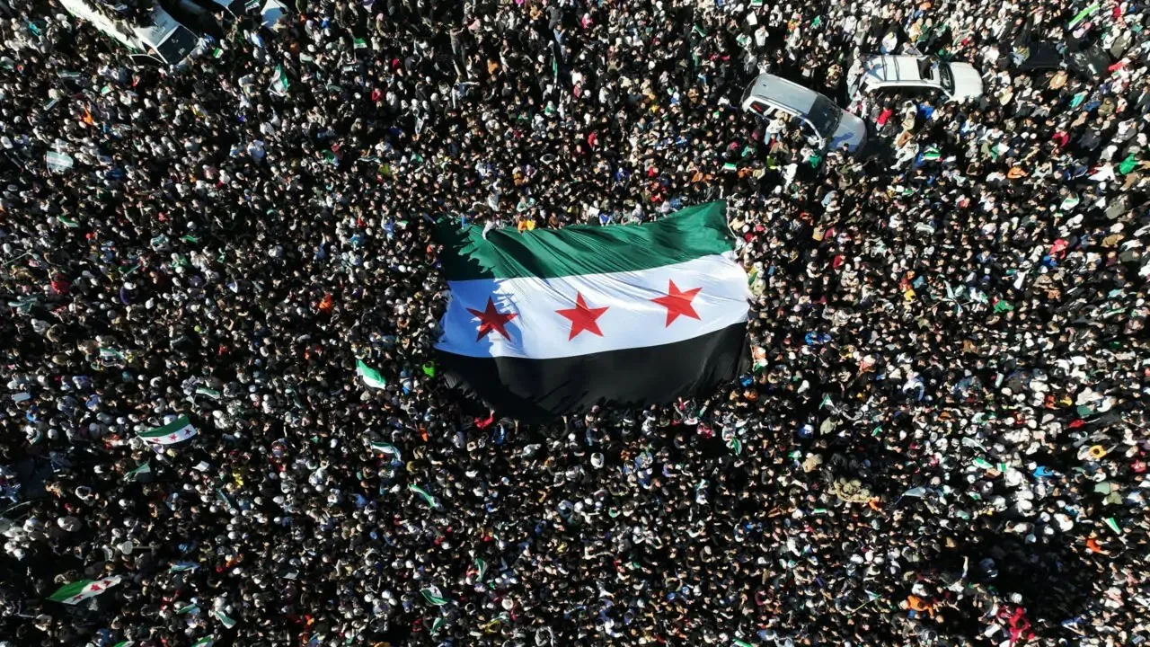 تاريخ الثورات والتحديات في سوريا: من 8 يونيو 1941 حتى 2025 تاريخ الثورات والتحديات في سوريا: من 8 يونيو 1941 حتى 2025