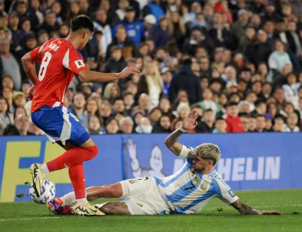 تاريخ اللقاءات بين الأرجنتين وتشيلي قبل مباراة تصفيات كأس العالم تاريخ اللقاءات بين الأرجنتين وتشيلي قبل مباراة تصفيات كأس العالم