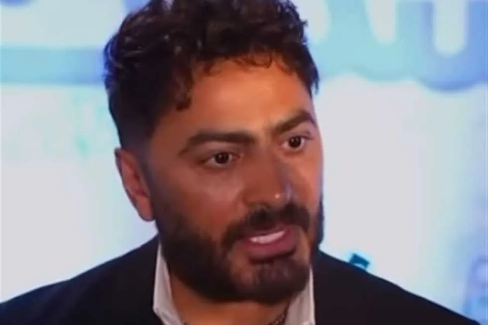تامر حسني يتحدث عن سر النجاح المستدام: “هذا يحتاج إلى كتاب” (فيديو)