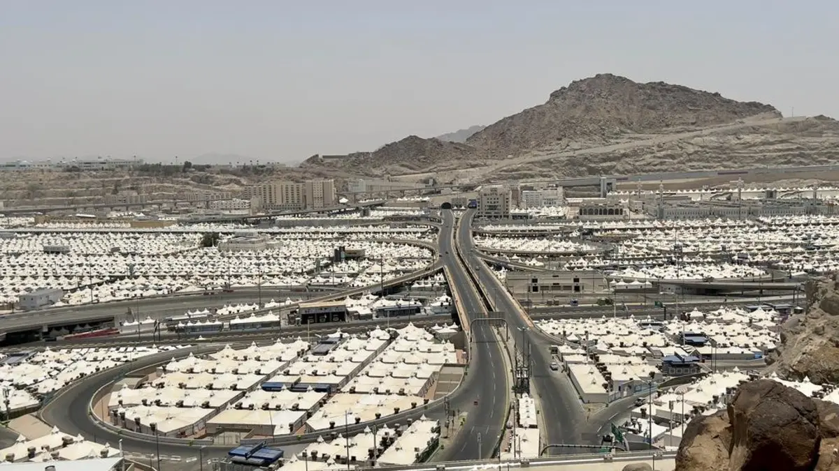 تجديد مشعر منى تحضيرًا لاستقبال الحجاج بعد عرفات