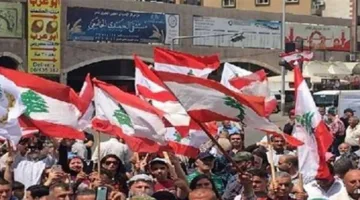 تجمع المتقاعدين يعبر عن استيائه من تجاهل حقوقهم في زيادة المعاشات التقاعدية للعسكريين والمدنيين.
