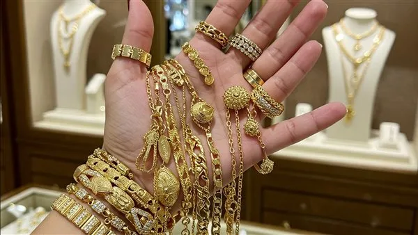 تحركات أسعار الذهب في آخر أيام عيد الأضحى: عيار 21 يبلغ 4665 جنيهًا تحركات أسعار الذهب في آخر أيام عيد الأضحى: عيار 21 يبلغ 4665 جنيهًا