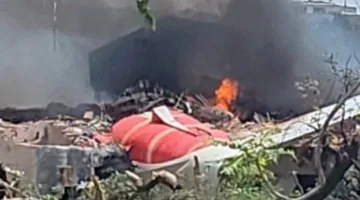 تحطم طائرة هندية تحمل 242 راكباً في “حادث مؤسف” (فيديو)