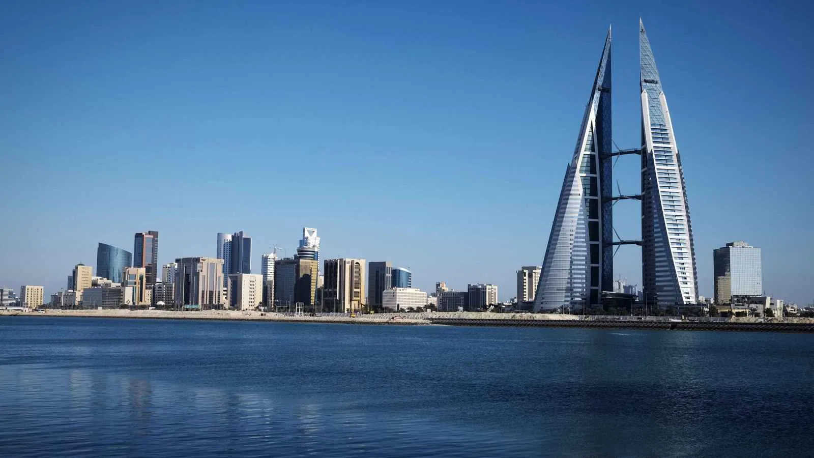 تراجع إصدارات الديون في الخليج، إلا أن ثقة المستثمرين تبقى ثابتة.