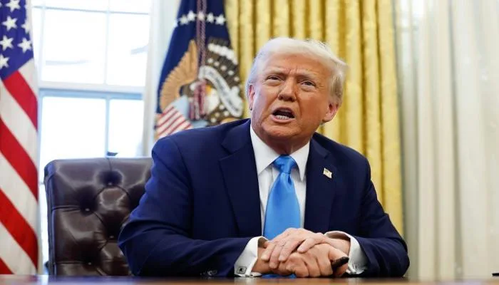 ترامب يتطلع لاستئناف المفاوضات.. إيران ت blame الولايات المتحدة عن هجوم إسرائيل ترامب يتطلع لاستئناف المفاوضات.. إيران ت blame الولايات المتحدة عن هجوم إسرائيل