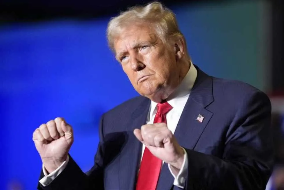 ترامب: يجب على الجميع مغادرة طهران على الفور ترامب: يجب على الجميع مغادرة طهران على الفور