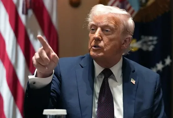ترامب: يجب على الجميع مغادرة طهران فوراً ترامب: يجب على الجميع مغادرة طهران فوراً