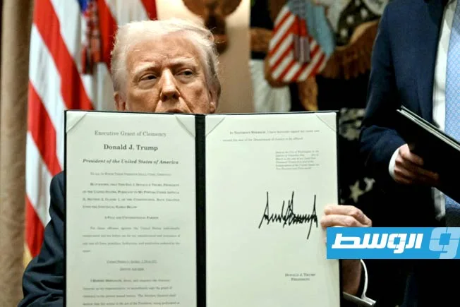 ترامب يمنح العفو الرئاسي لمؤيديه وسط انتقادات بشأن استغلال سلطاته ترامب يمنح العفو الرئاسي لمؤيديه وسط انتقادات بشأن استغلال سلطاته