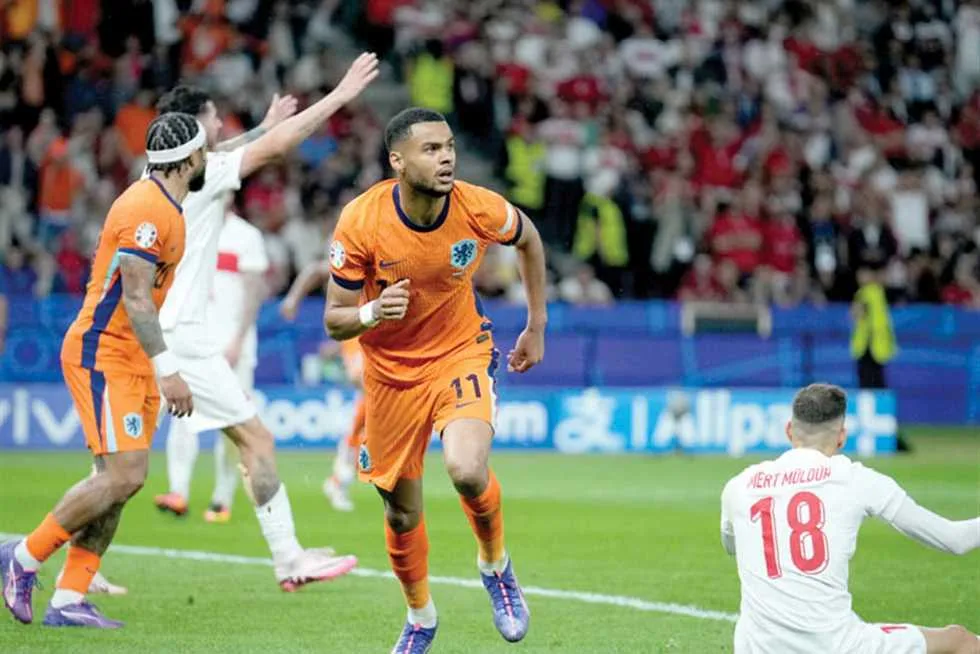 تشكيلة منتخب هولندا لمباراة فنلندا في تصفيات كأس العالم تشكيلة منتخب هولندا لمباراة فنلندا في تصفيات كأس العالم