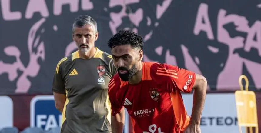 تصريح غير متوقع من حسين الشحات حول فوز بيراميدز بلقب دوري الأبطال تصريح غير متوقع من حسين الشحات حول فوز بيراميدز بلقب دوري الأبطال
