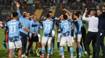 تطورات سيناريو الشناوي وشوبير تُعيق حارس الأهلي عن توقيع عقد مع بيراميدز