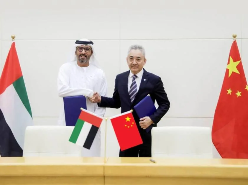 تعزيز الشراكة بين “زايد العليا” والاتحاد الصيني للمعاقين تعزيز الشراكة بين “زايد العليا” والاتحاد الصيني للمعاقين