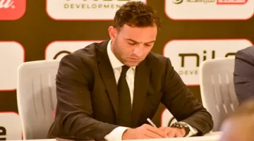 تفاصيل جلسة لمدة 4 ساعات.. ميدو يسلّم جون إدوارد مفاتيح نادي الزمالك.