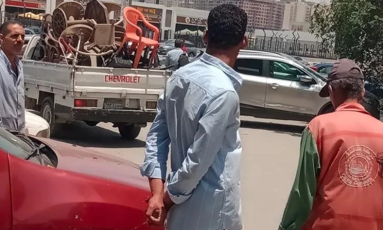 تفاعل سريع من وزارة التنمية المحلية مع شكاوى سكان المعادي بشأن الإشغالات تفاعل سريع من وزارة التنمية المحلية مع شكاوى سكان المعادي بشأن الإشغالات