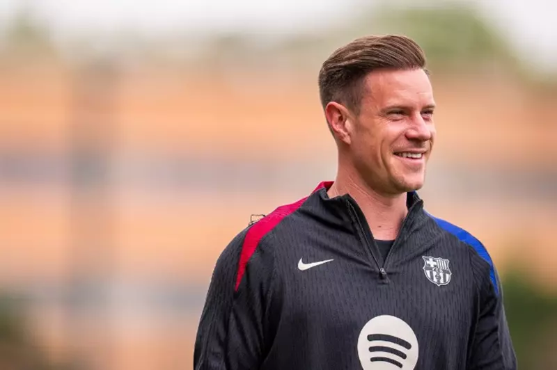 تقارير: الهلال السعودي يرغب في التعاقد مع تير شتيجن تقارير: الهلال السعودي يرغب في التعاقد مع تير شتيجن