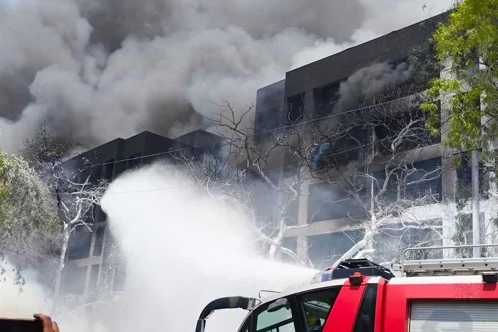 تقارير هندية: وفاة جميع ركاب الطائرة المتعرضة للحادث تقارير هندية: وفاة جميع ركاب الطائرة المتعرضة للحادث