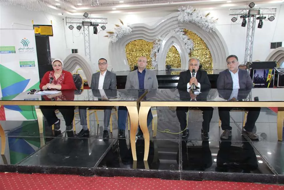 تقدير الأمهات المتميزات في بني سويف.. و«المحافظ»: لن نستطيع منحهن حقهن الذي يستحققونه بجدارة تقدير الأمهات المتميزات في بني سويف.. و«المحافظ»: لن نستطيع منحهن حقهن الذي يستحققونه بجدارة