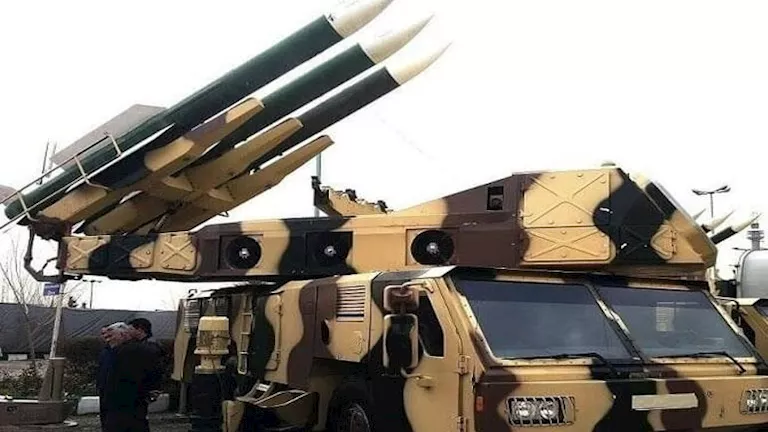تقرير تسنيم: الدفاعات الجوية الإيرانية تت intercept تهديدات في أجواء طهران. تقرير تسنيم: الدفاعات الجوية الإيرانية تت intercept تهديدات في أجواء طهران.