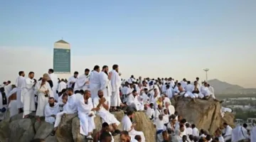 تقييم شامل لخيام الحجاج وملابس الإحرام في جبل عرفة 2025