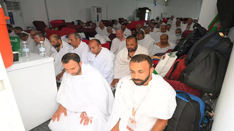 تلبية الدعاء في معسكرات حجاج الجمعيات الخيرية