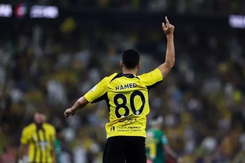 تنافس بين النصر ونيوم على لاعب من الاتحاد