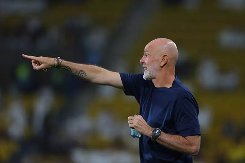 تنافس رانييري وبيولي على تولي تدريب منتخب إيطاليا بعد سباليتي تنافس رانييري وبيولي على تولي تدريب منتخب إيطاليا بعد سباليتي