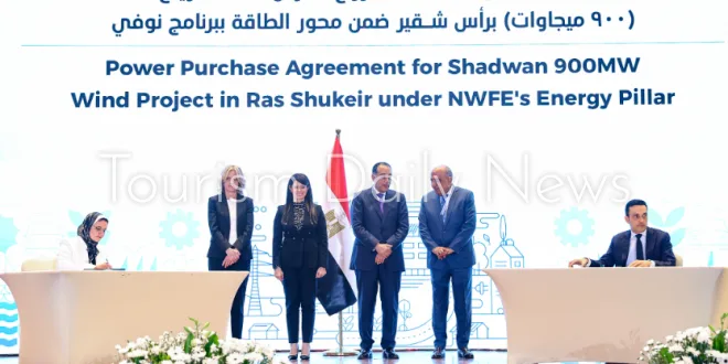 توقيع 6 عقود بين الحكومة والقطاع الخاص في مجالات الطاقة والصناعات المستدامة توقيع 6 عقود بين الحكومة والقطاع الخاص في مجالات الطاقة والصناعات المستدامة