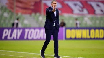 جاريدو يكشف فرص الفرق العربية في كأس العالم للأندية: الأهلي، الوداد، والعين متنافسون.