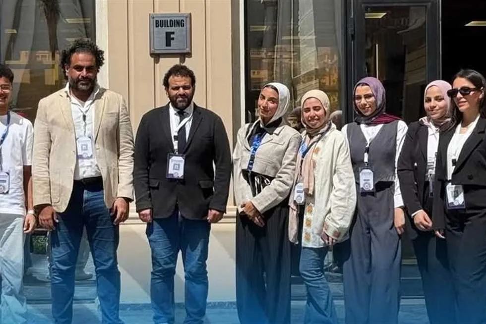 جامعة سيناء تشارك في المؤتمر السنوي الأول للبحوث التي يعدها الطلاب جامعة سيناء تشارك في المؤتمر السنوي الأول للبحوث التي يعدها الطلاب