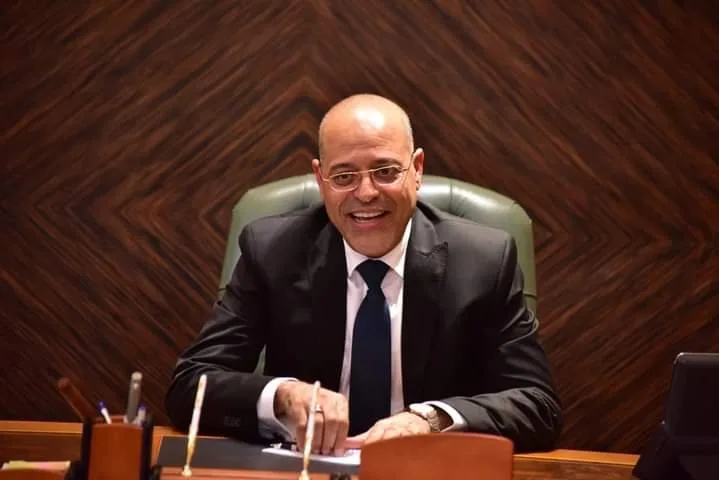 “جبران” يلتقي المدير العام لمنظمة العمل الدولية ويستعرض جهود مصر في تعزيز الالتزام بالمعايير الدولية. “جبران” يلتقي المدير العام لمنظمة العمل الدولية ويستعرض جهود مصر في تعزيز الالتزام بالمعايير الدولية.