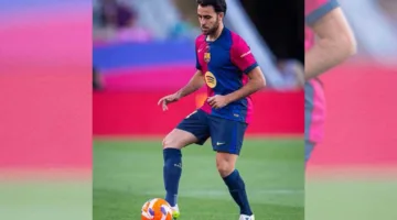 جماهير إسبانيول تتسبب في هجوم على نجم الفريق بسبب برشلونة