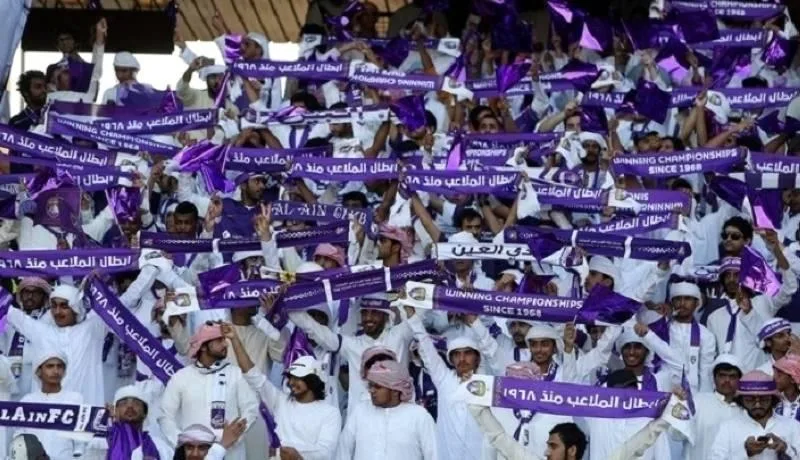 جماهير العين والأهلي تظل مستيقظة حتى الفجر ومشجع الوداد في حالة من الهدوء.