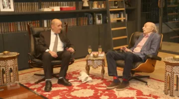 جنبلاط يناقش مع لودريان مستجدات لبنان والمحيط الإقليمي