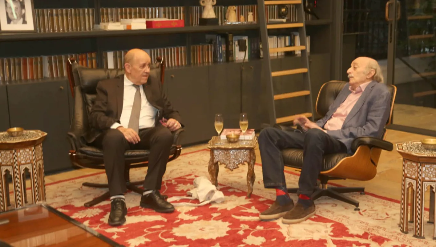جنبلاط يناقش مع لودريان مستجدات لبنان والمحيط الإقليمي جنبلاط يناقش مع لودريان مستجدات لبنان والمحيط الإقليمي