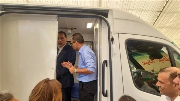 جولة رئيس الوزراء في المركز التكنولوجي لخدمات المواطنين بزاوية صقر: التفاصيل الكاملة جولة رئيس الوزراء في المركز التكنولوجي لخدمات المواطنين بزاوية صقر: التفاصيل الكاملة