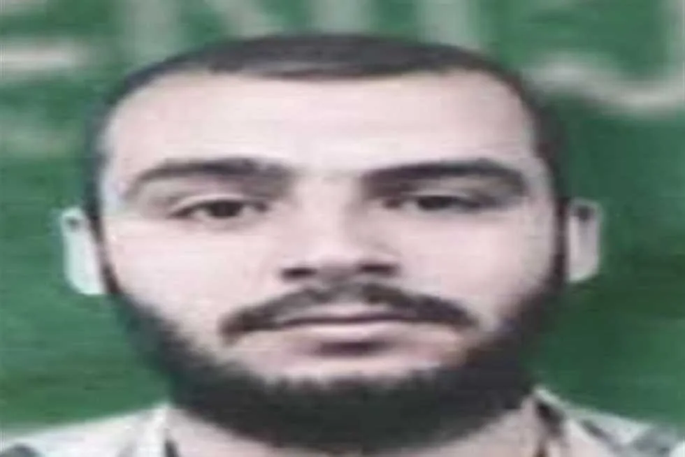 جيش الاحتلال يزعم اكتشاف جثة محمد السنوار (فيديو) جيش الاحتلال يزعم اكتشاف جثة محمد السنوار (فيديو)