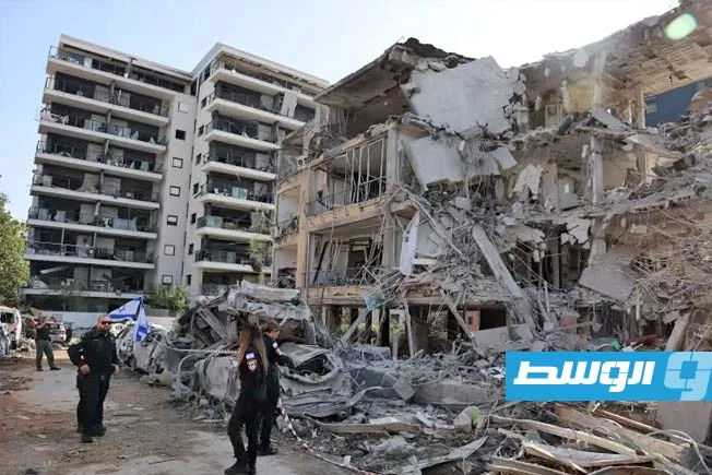 جيش الاحتلال يعلن عن تخفيض حالة الطوارئ ويفتح المجال للخروج من الملاجئ. جيش الاحتلال يعلن عن تخفيض حالة الطوارئ ويفتح المجال للخروج من الملاجئ.
