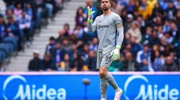 حارس بورتو يفوز بجائزة الأفضل قبل انطلاق كأس العالم للأندية منافس الأهلي