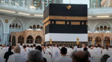 حجاج بيت الله الحرام ينجزون طواف الإفاضة في أجواء روحانية مع خدمات شاملة