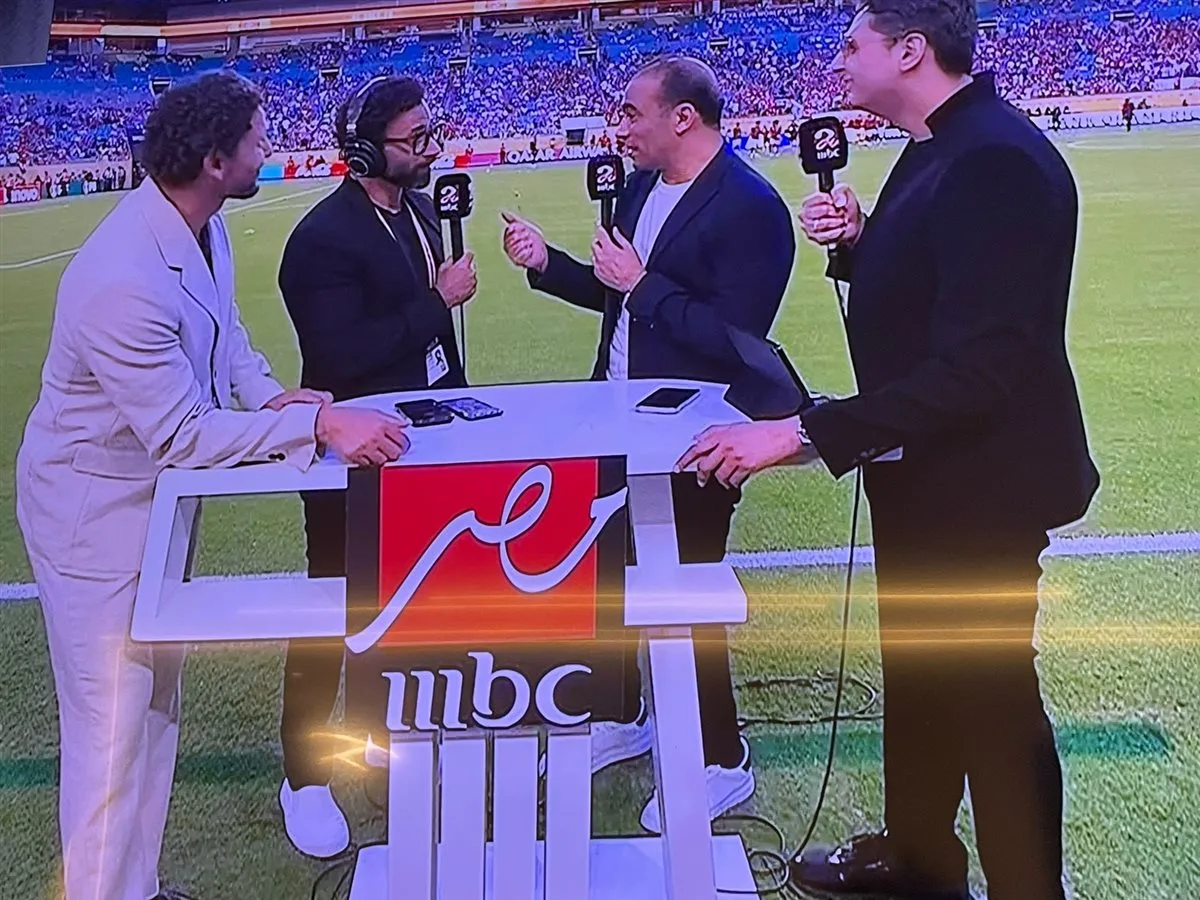 حسام غالي: “ميسي يلاحظ أمورًا في الملعب لا نستطيع رؤيتها” حسام غالي: “ميسي يلاحظ أمورًا في الملعب لا نستطيع رؤيتها”
