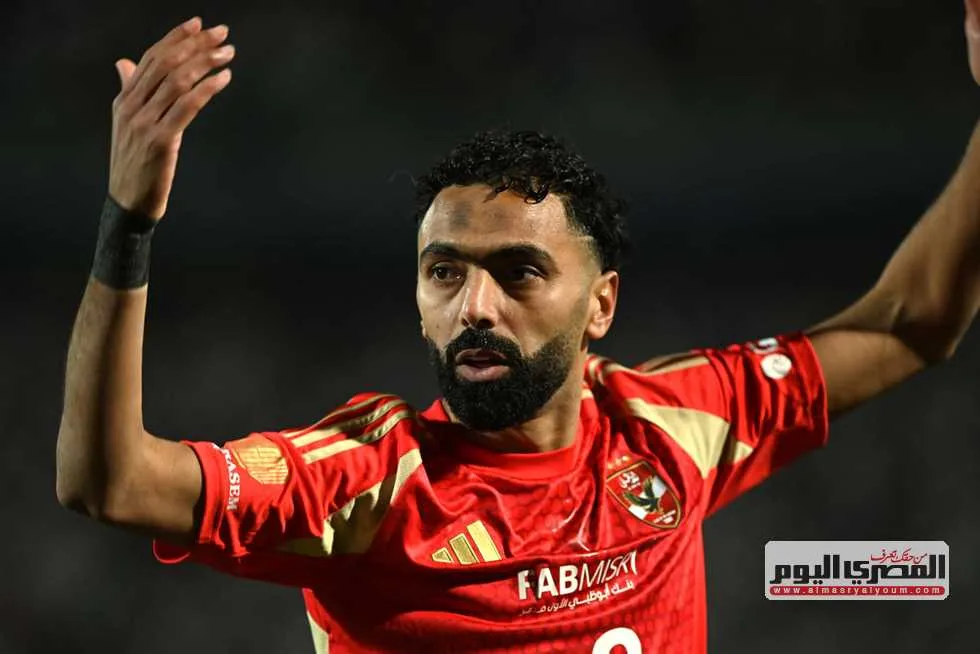 حسين الشحات: الأهلي معتاد على المنافسة في كأس العالم.. ونتطلع لوجود الجماهير حسين الشحات: الأهلي معتاد على المنافسة في كأس العالم.. ونتطلع لوجود الجماهير