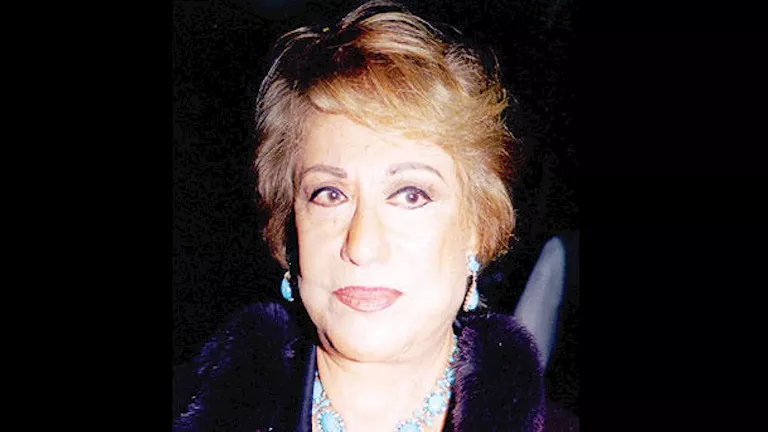 حسين فهمي يعبّر عن حزنه لوفاة الفنانة سميحة أيوب: “المسرح فقدت عملاقته” حسين فهمي يعبّر عن حزنه لوفاة الفنانة سميحة أيوب: “المسرح فقدت عملاقته”