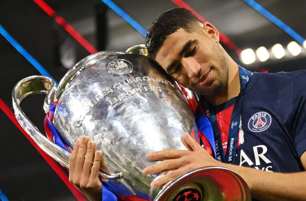 حكيمي أو صلاح؟ حاجي ضيوف يحدد من هو أفضل لاعب إفريقي لعام 2025 حكيمي أو صلاح؟ حاجي ضيوف يحدد من هو أفضل لاعب إفريقي لعام 2025