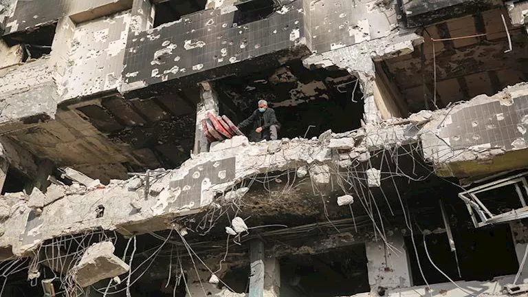 حماس: الاحتلال يستمر في تدمير النظام الصحي في ظل اشتباكات عنيفة في غزة حماس: الاحتلال يستمر في تدمير النظام الصحي في ظل اشتباكات عنيفة في غزة