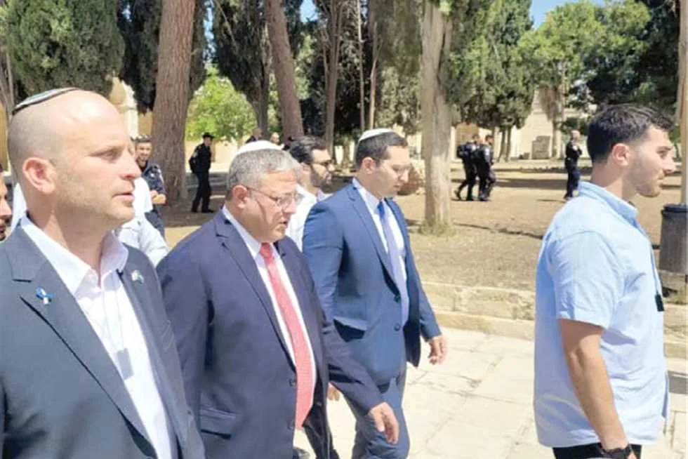 حماس تنبه: «بن غفير» يشعل فتيل حرب دينية في المسجد الأقصى حماس تنبه: «بن غفير» يشعل فتيل حرب دينية في المسجد الأقصى