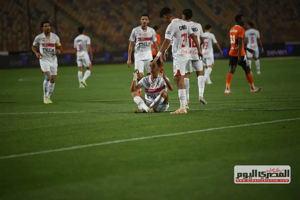 خالد الغندور يوضح موقف الزمالك بشأن انتقال نجم الوداد