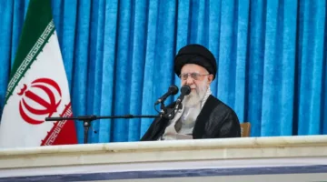 خامنئي يحذر إسرائيل بعقوبة شديدة: لن ننسى هذه الجريمة ولن ندعها تمر دون عقاب